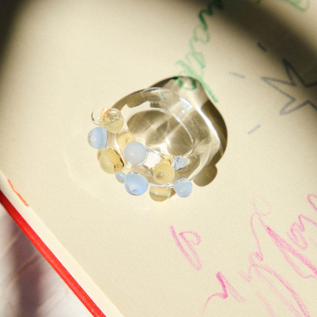 MÍA BERLÍN X GUSI STUDIO | Anillo bolitas