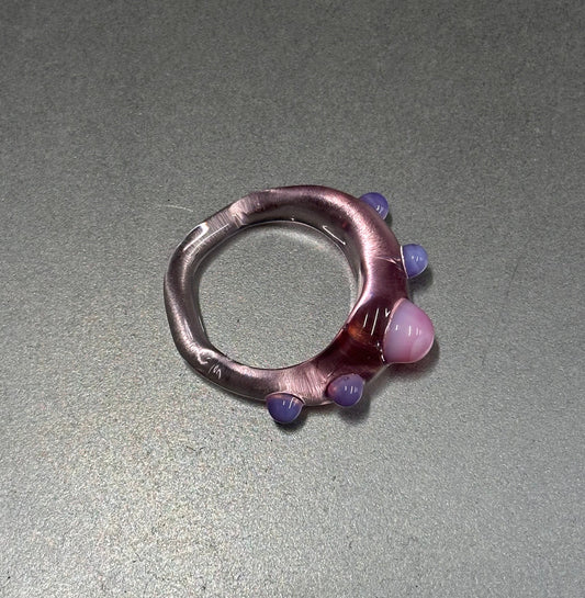 Anillo coronita rosa y morado