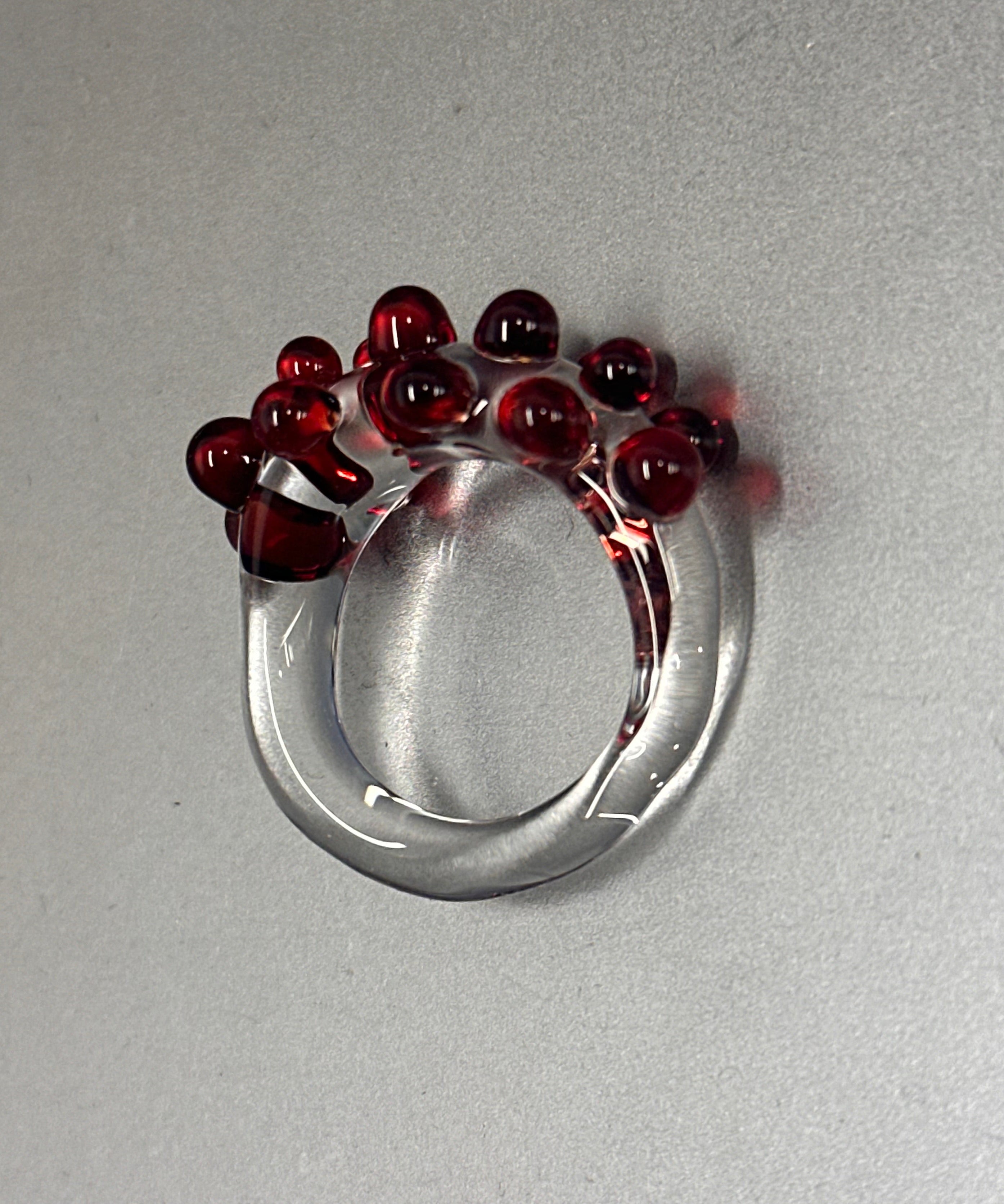 BESTSELLER Anillo bolitas rojas