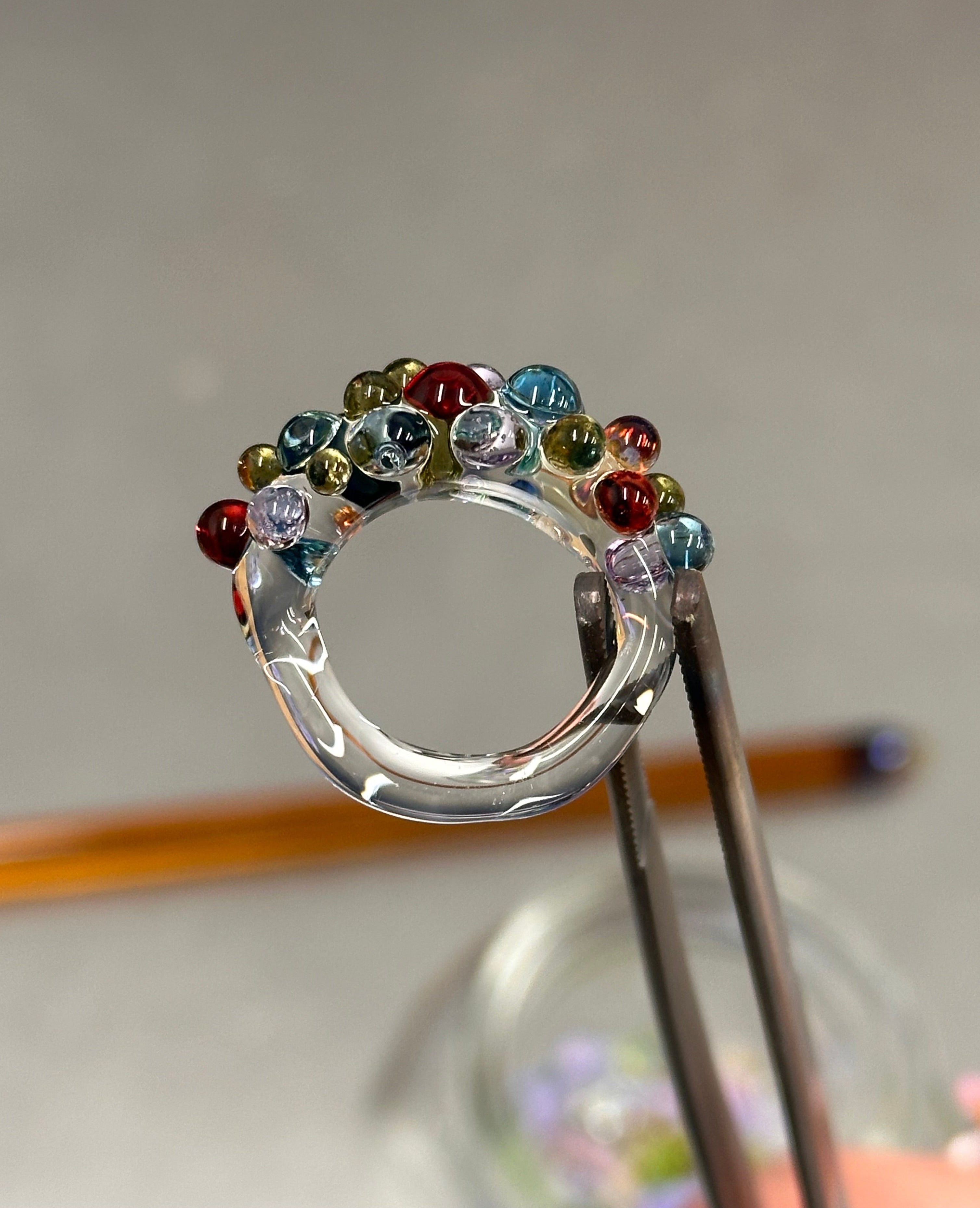 BESTSELLER Anillo bolitas multicolor